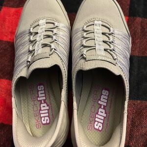 Skechers Women's Slip-Ins tan Shoes